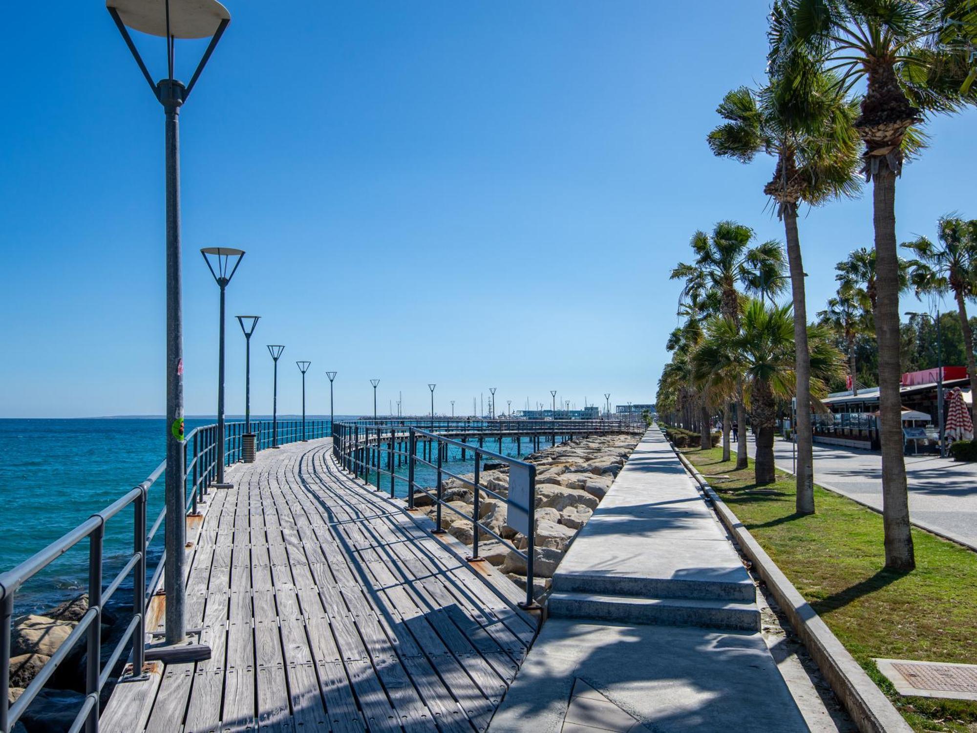 Sanders River Plaza Limassol Exterior photo