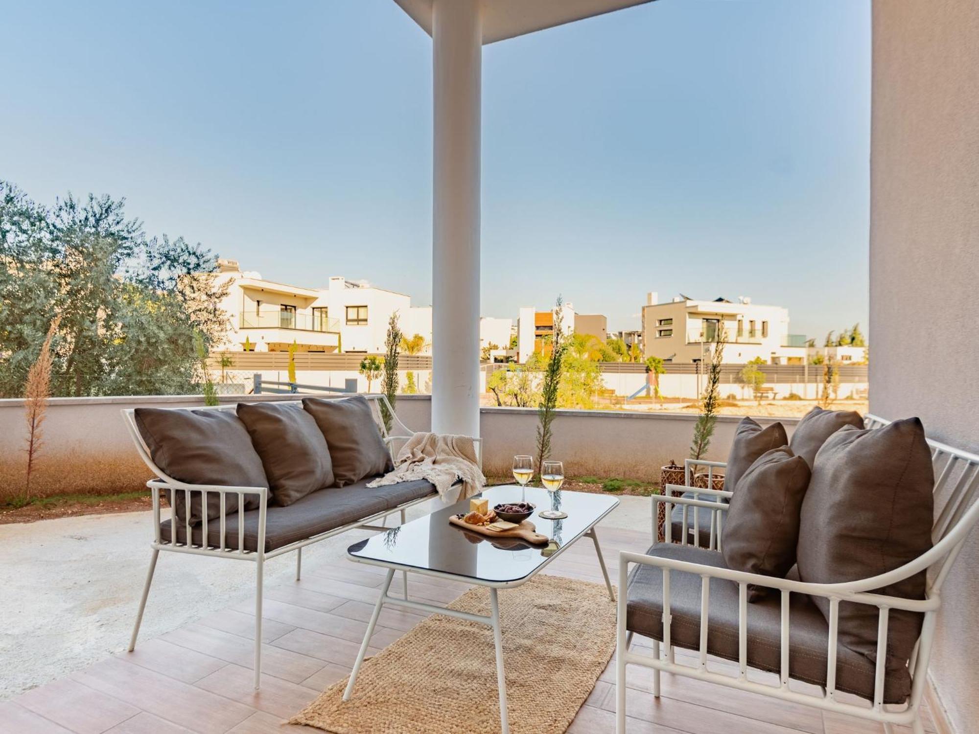 Sanders River Plaza Limassol Exterior photo